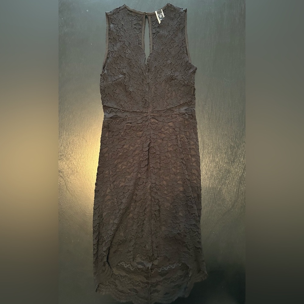 Windsor short black lace dress